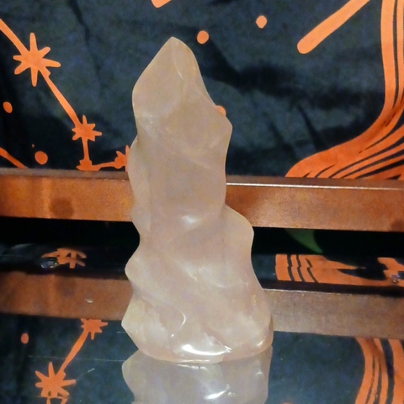 Rose Quartz Flame - Picture 1 of 5